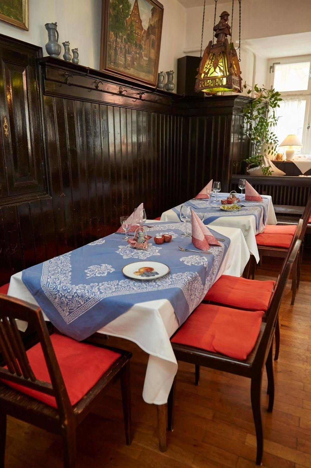Hotel Weisses Ross Dinkelsbühl Екстериор снимка